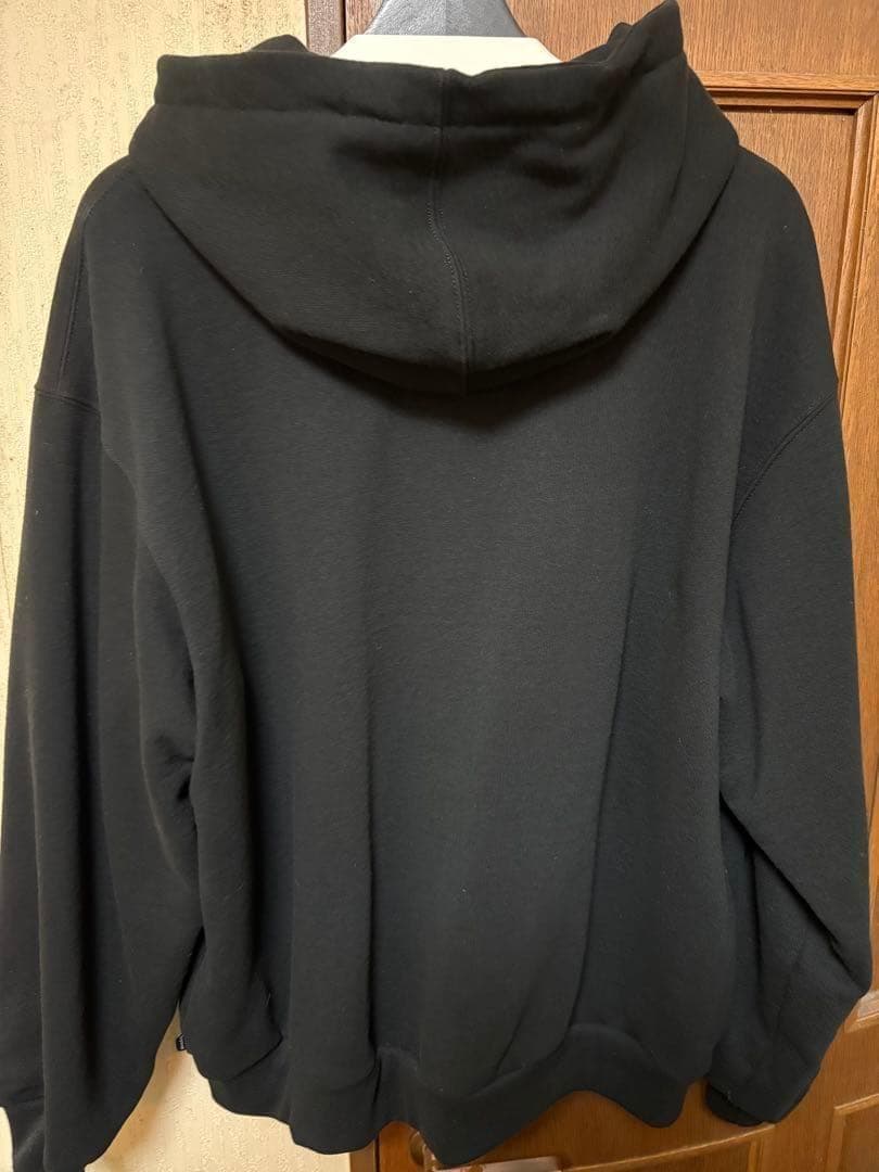 セール！ブラック フルジップパーカー