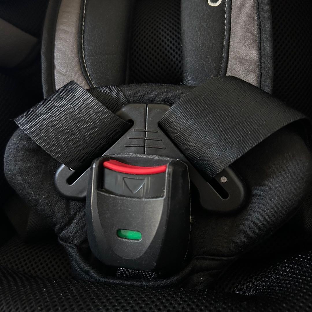 コンビ クルムーヴスマート エッグショックJG-600ブラック チャイルドシート