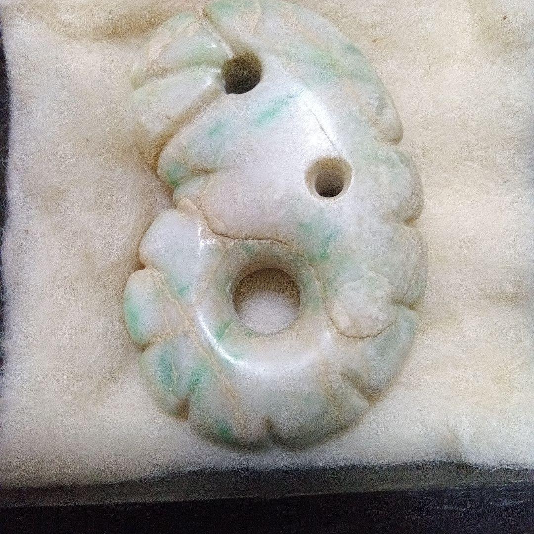 極上翡翠 　大型環状勾玉　秀麗勾玉　護符勾玉　歴史史料　極彩極上翡翠勾玉