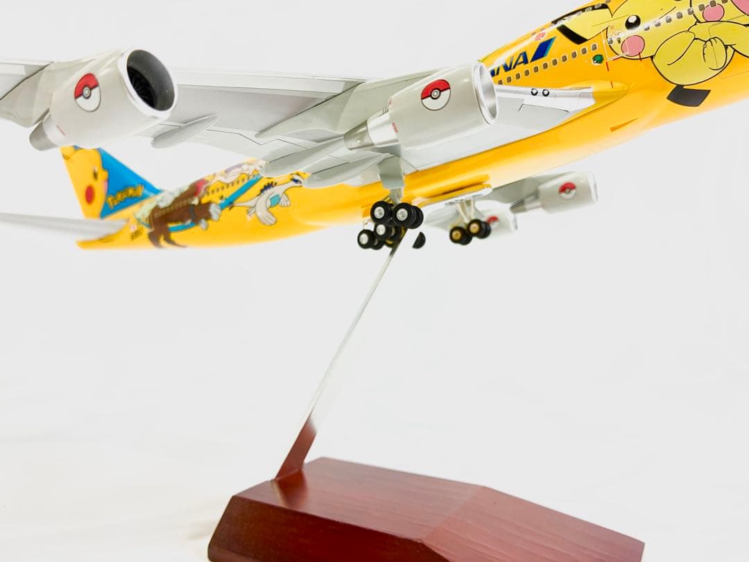 全日空商事｜ANA BOEING 747-400　ピカチュウ　ジャンボ