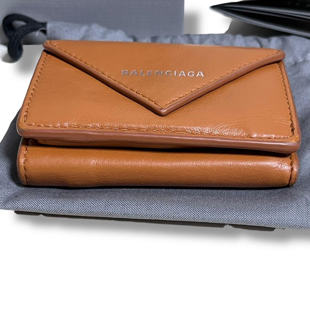 バレンシアガ　三つ折り財布　キャメル　ペーパーミニウォレット