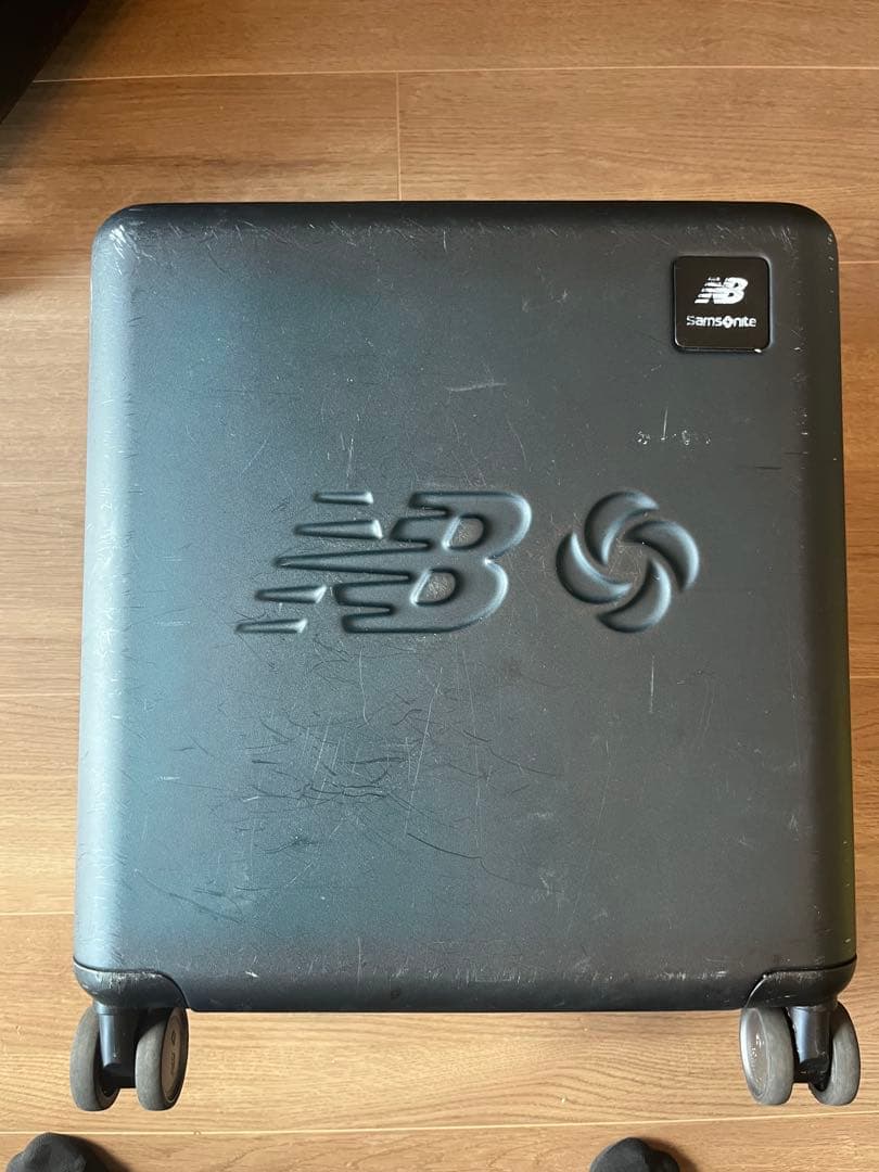 ニューバランス x サムソナイト キャリーケース シューズボックス セット