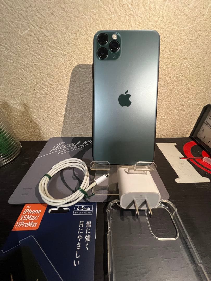 iPhone 11 Pro Max ミッドナイトグリーン 本体