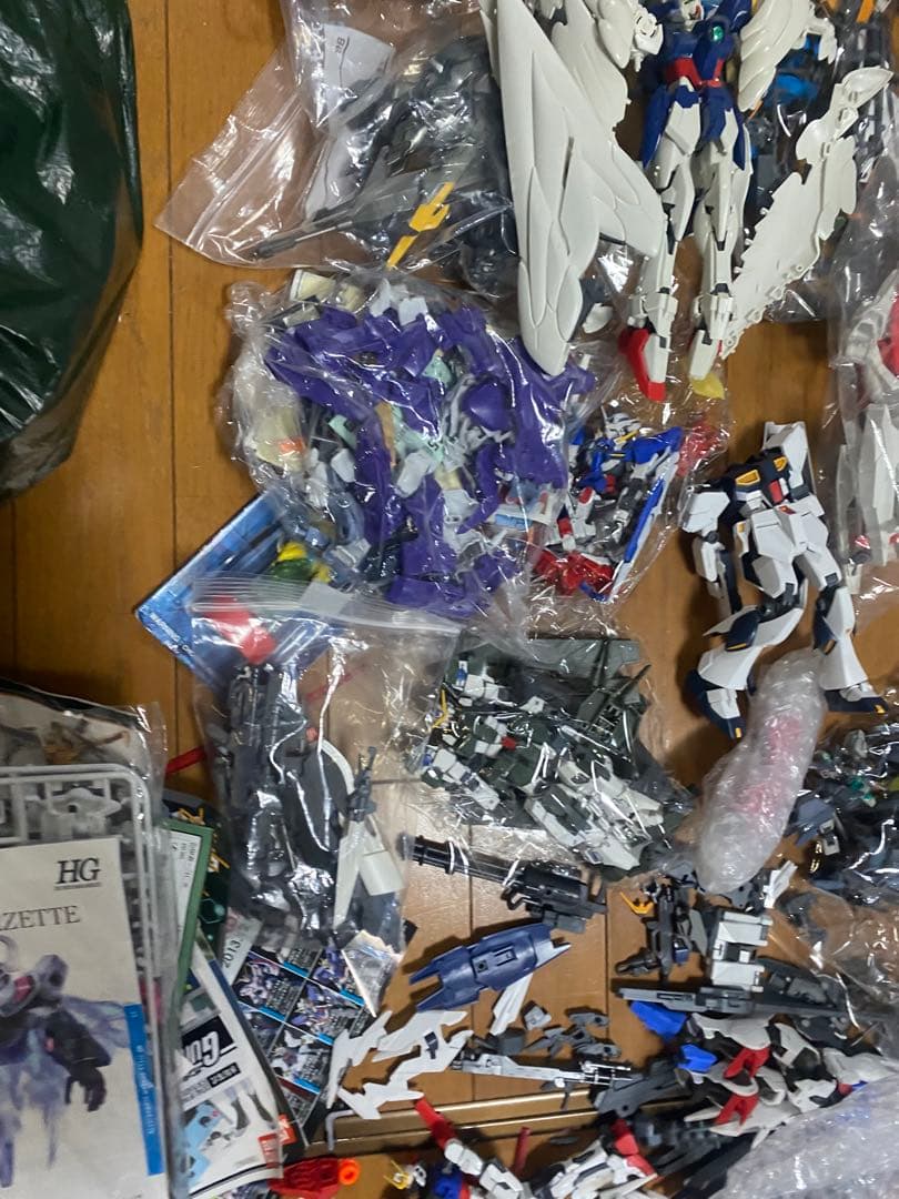 ガンプラ　hg mg 大量　まとめ売り　フィギュア　エヴァなど　武器パーツ