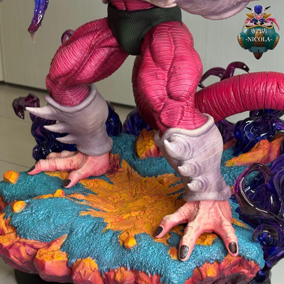 White hole Studio ホワイトホールスタジオ フリーザ 最終形態