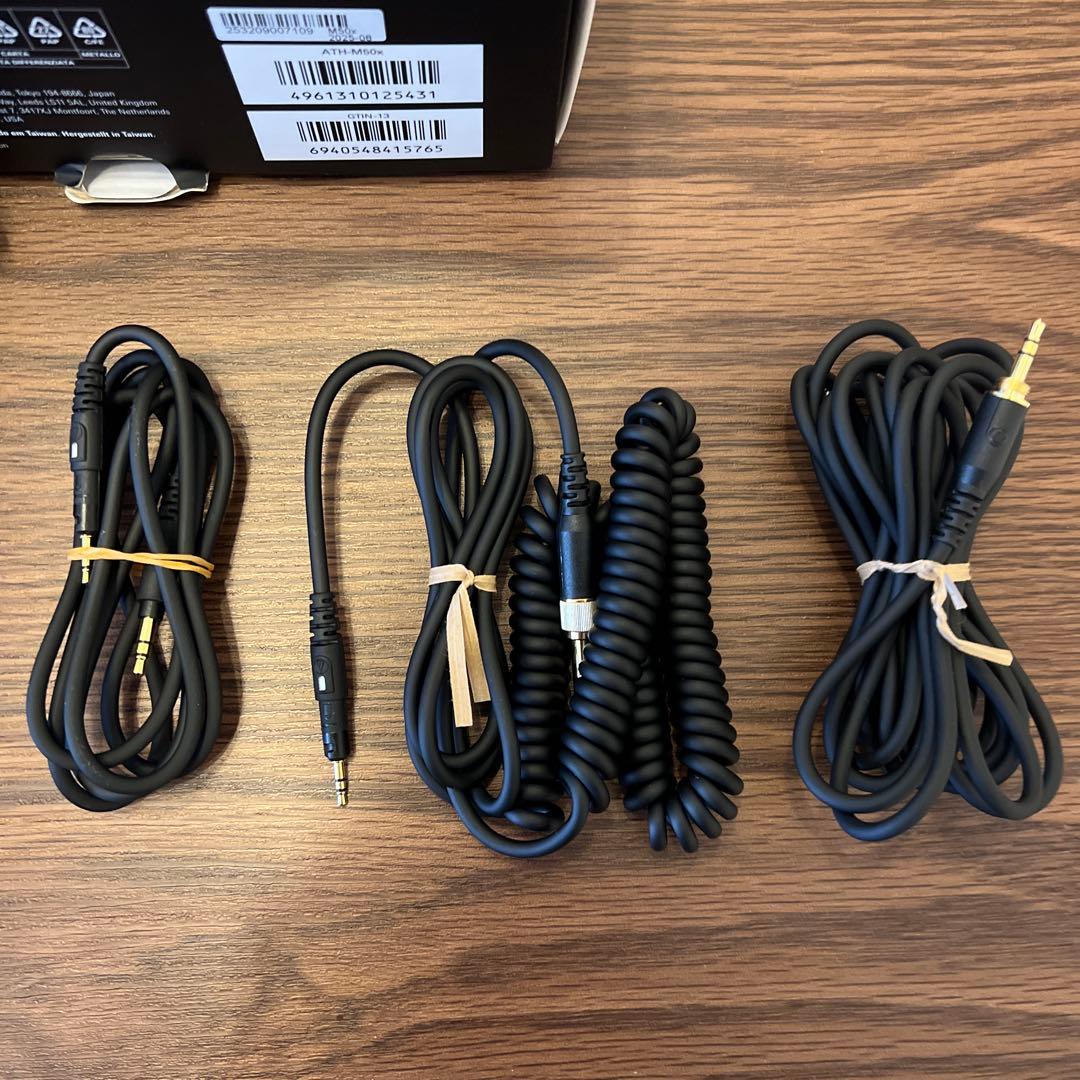 【美品】audio-technica ATH-M50x ヘッドフォン（有線）