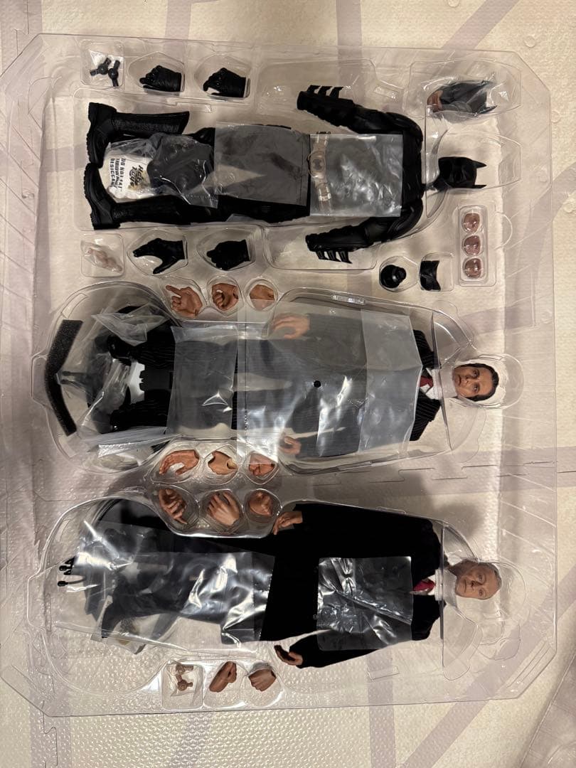 ホットトイズ ダークナイト 格納庫 ブルースウェイン付き トイサピエンス限定