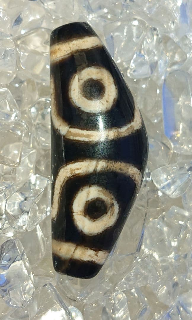 チベットビーズ老天珠 天然石 品名:天珠 超レア老礦石 牛角 三眼天珠