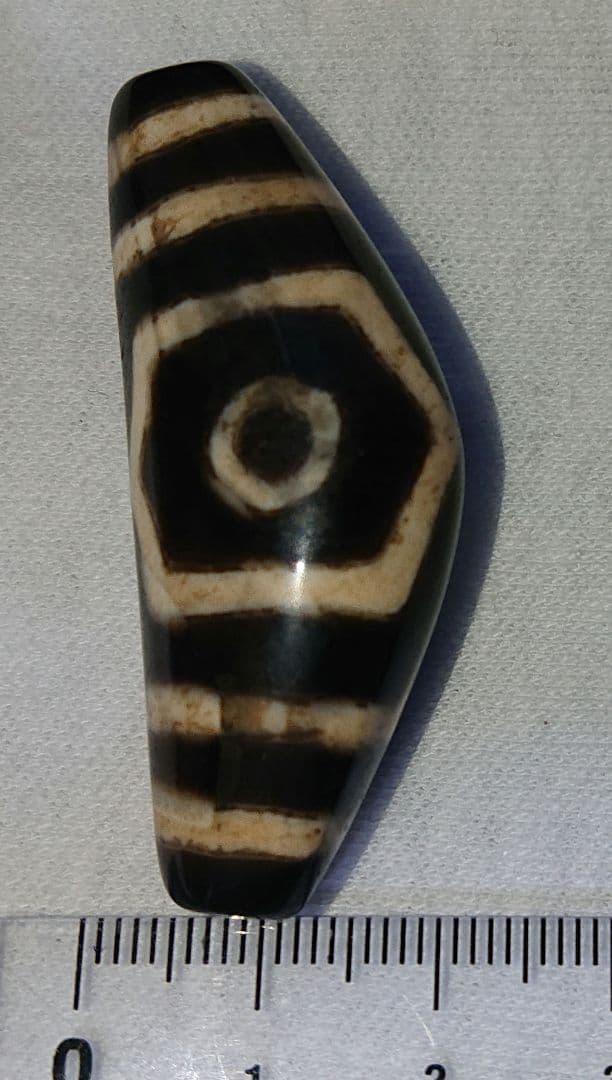 チベットビーズ老天珠 天然石 品名:天珠 超レア老礦石 牛角 三眼天珠