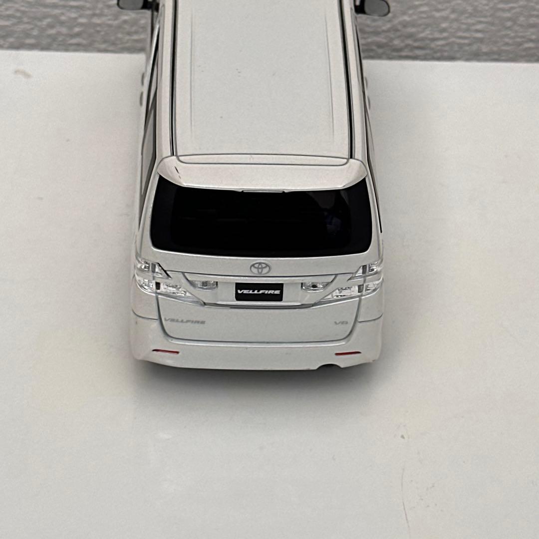 VELLFIRE ホワイト ミニカー