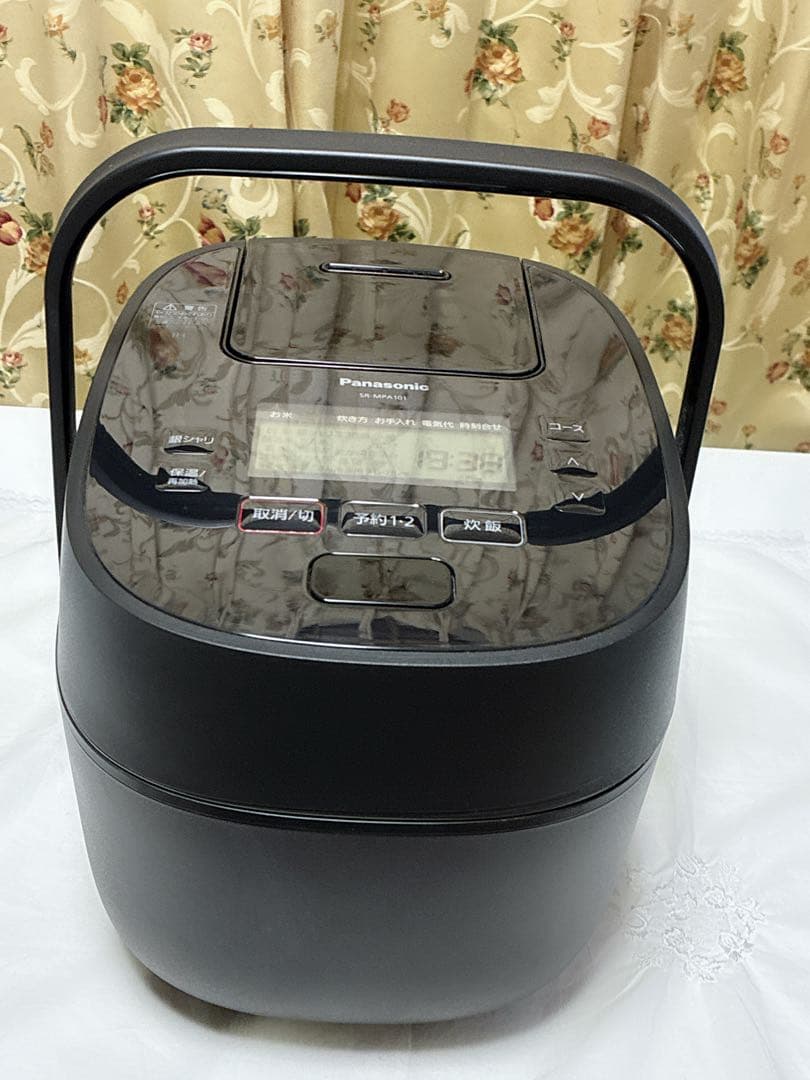 Panasonic おどり炊きSR-MPA101 炊飯器/5.5合　2022年製
