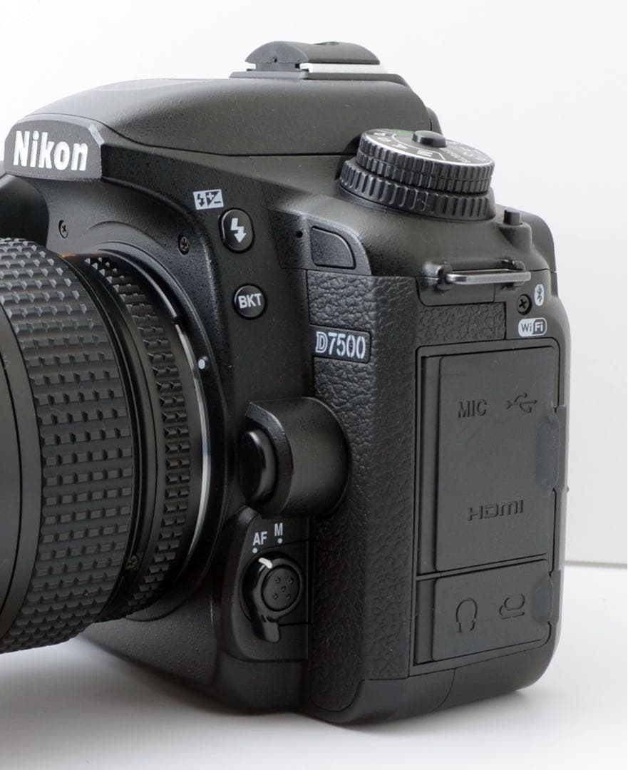 カメラ美品！Nikon D7500★超望遠付き★大人気★すぐ使えるセット
