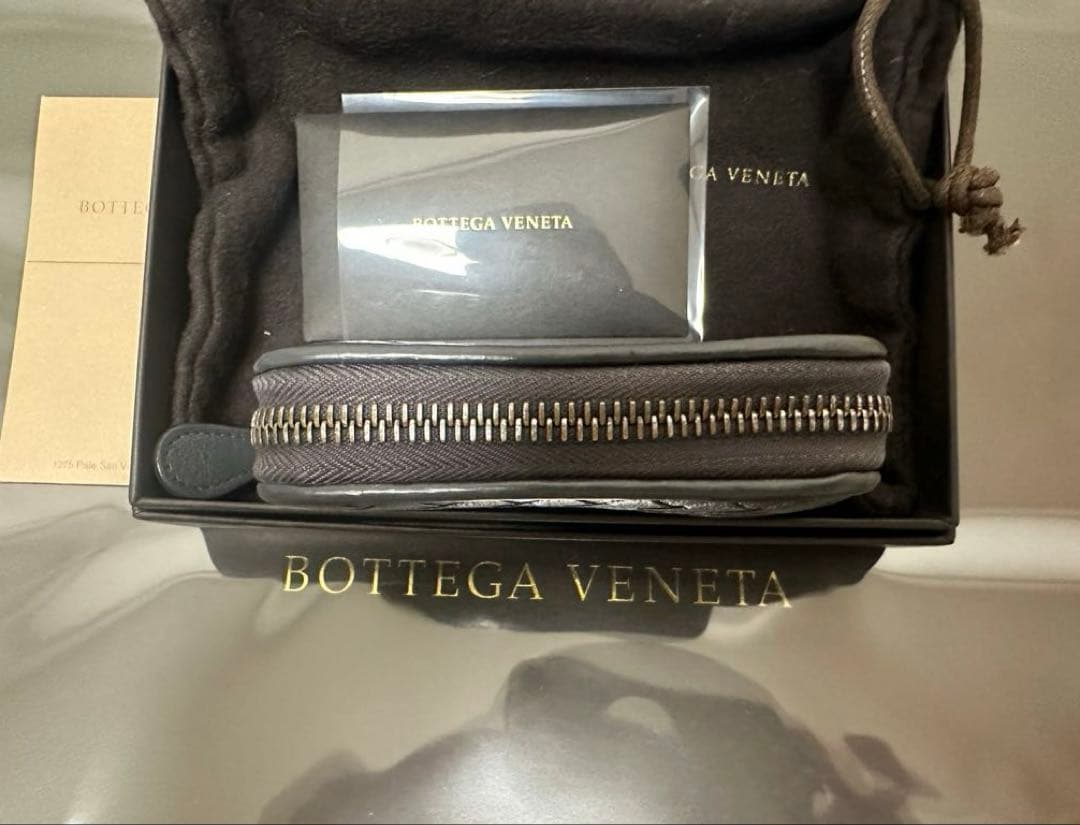 【付属品付】ボッテガヴェネタ イントレチャートケース/ラム/灰1️⃣✨✨