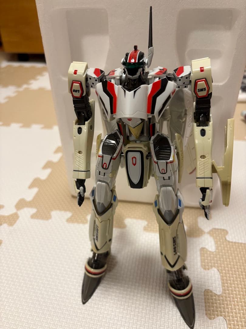 DX超合金　VF-25Fトルネードメサイア（アルト機）　旧バージョン