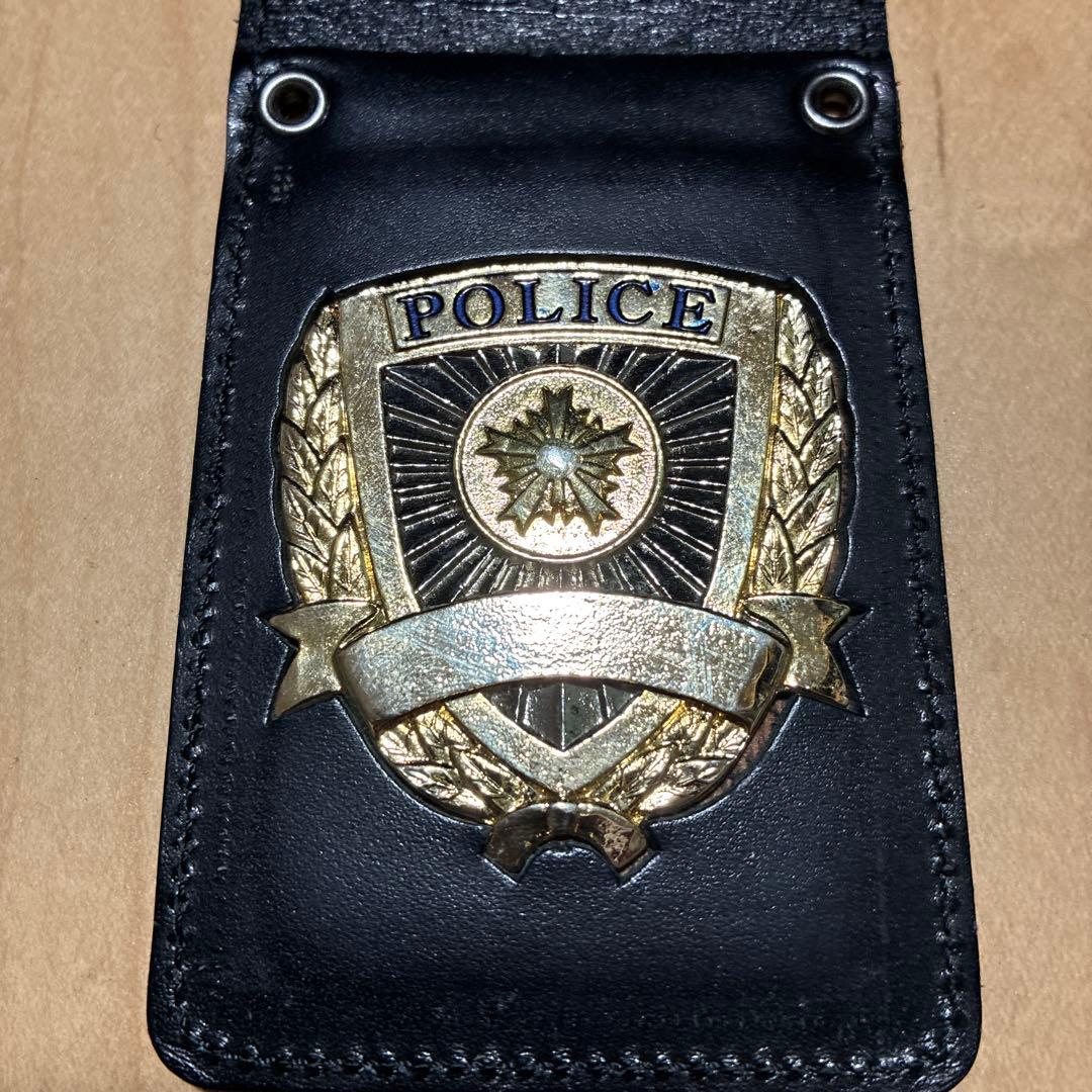 警察手帳レプリカ　小道具・撮影用　廃盤
