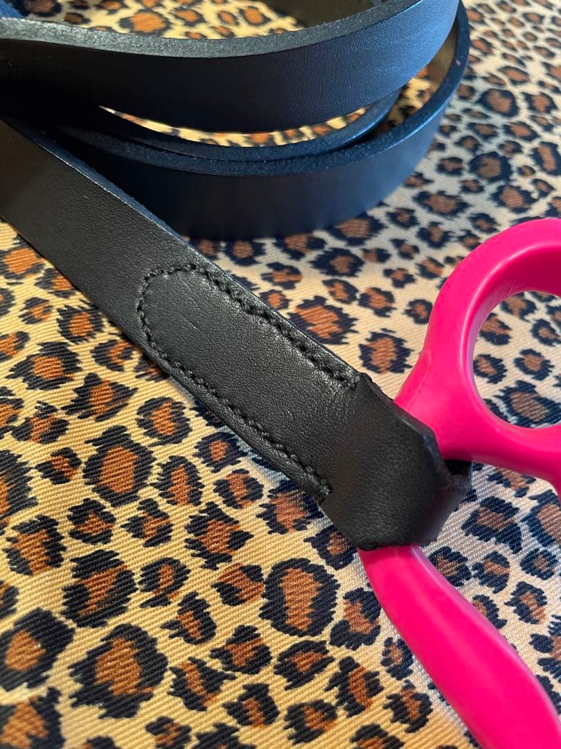 ピンク　ナックル　ドッグ　リード　本革