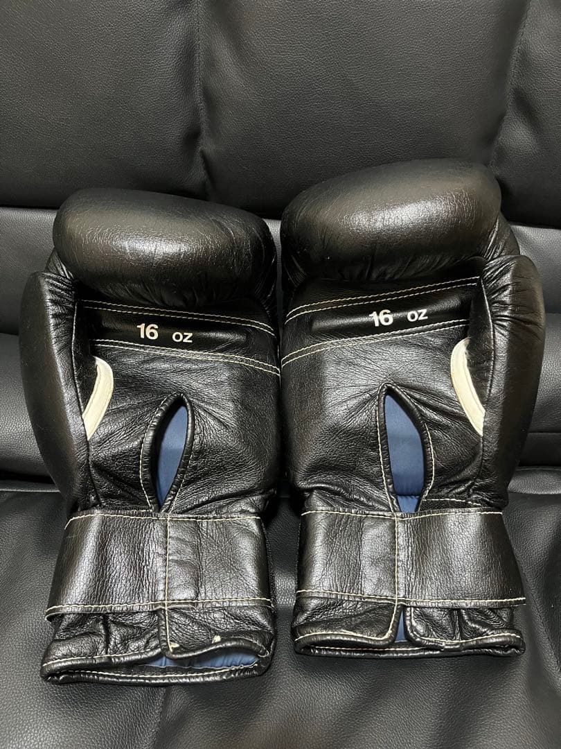 Winning ボクシンググローブ 16 oz ブラックソフトタイプ