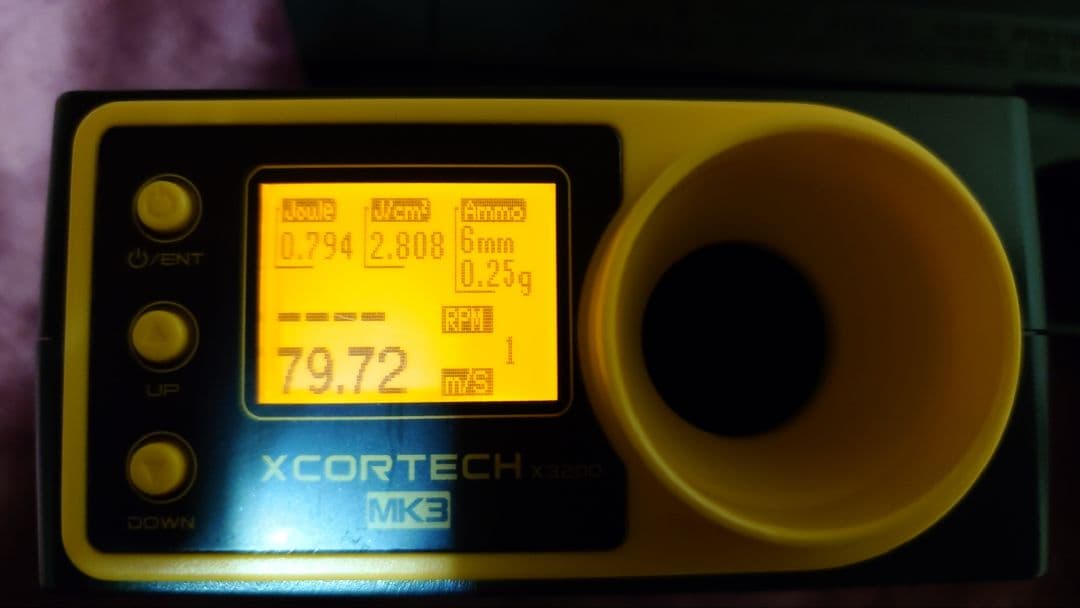 東京マルイ デザートイーグル ウッドグリップ　カスタム