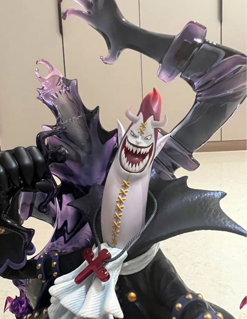 ワンピース LX -STUDIO ゲッコー・モリア フィギュア