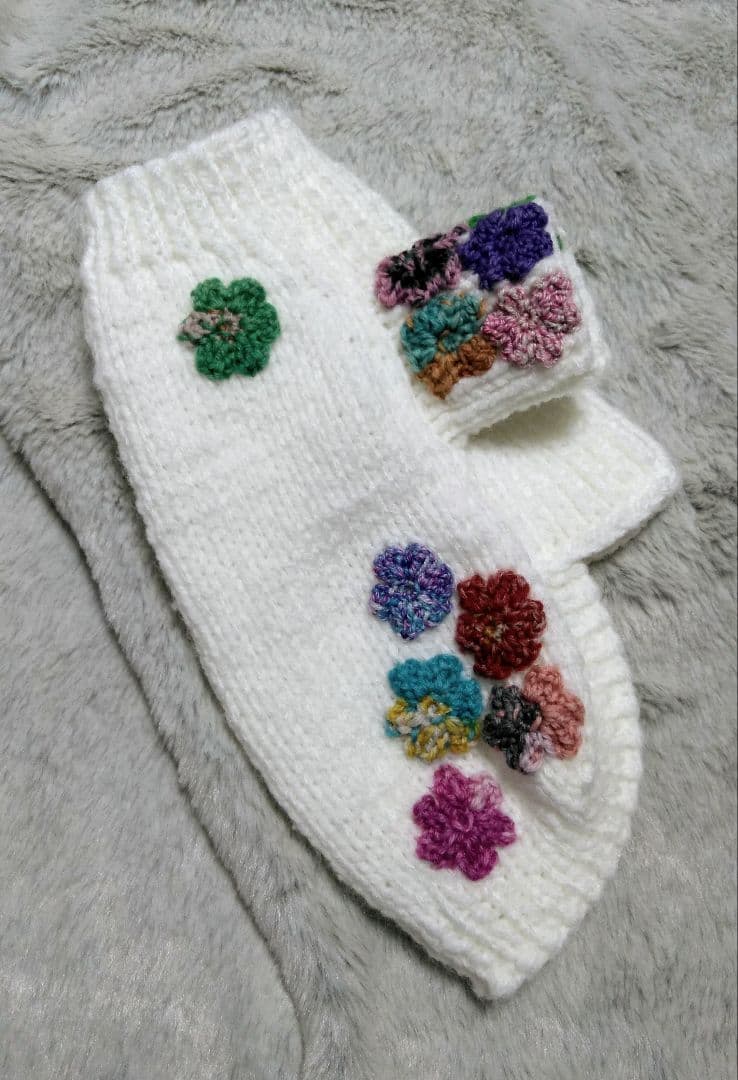 R06-1 (小花ニット)