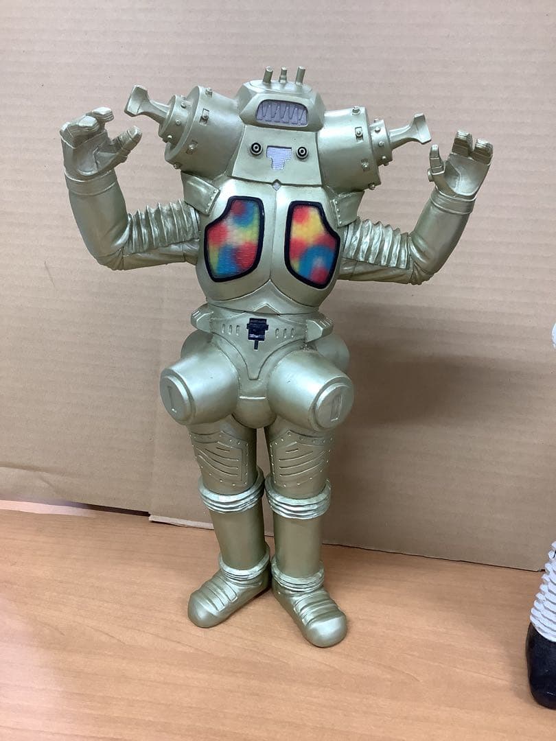【非売品】ウルトラマンシリーズ ソフビ キングジョー　ゼットン