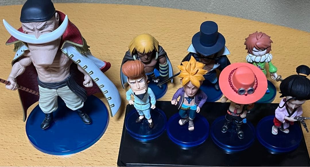 ワンピース　ワールドコレクタブルフィギュア　白ひげ海賊団