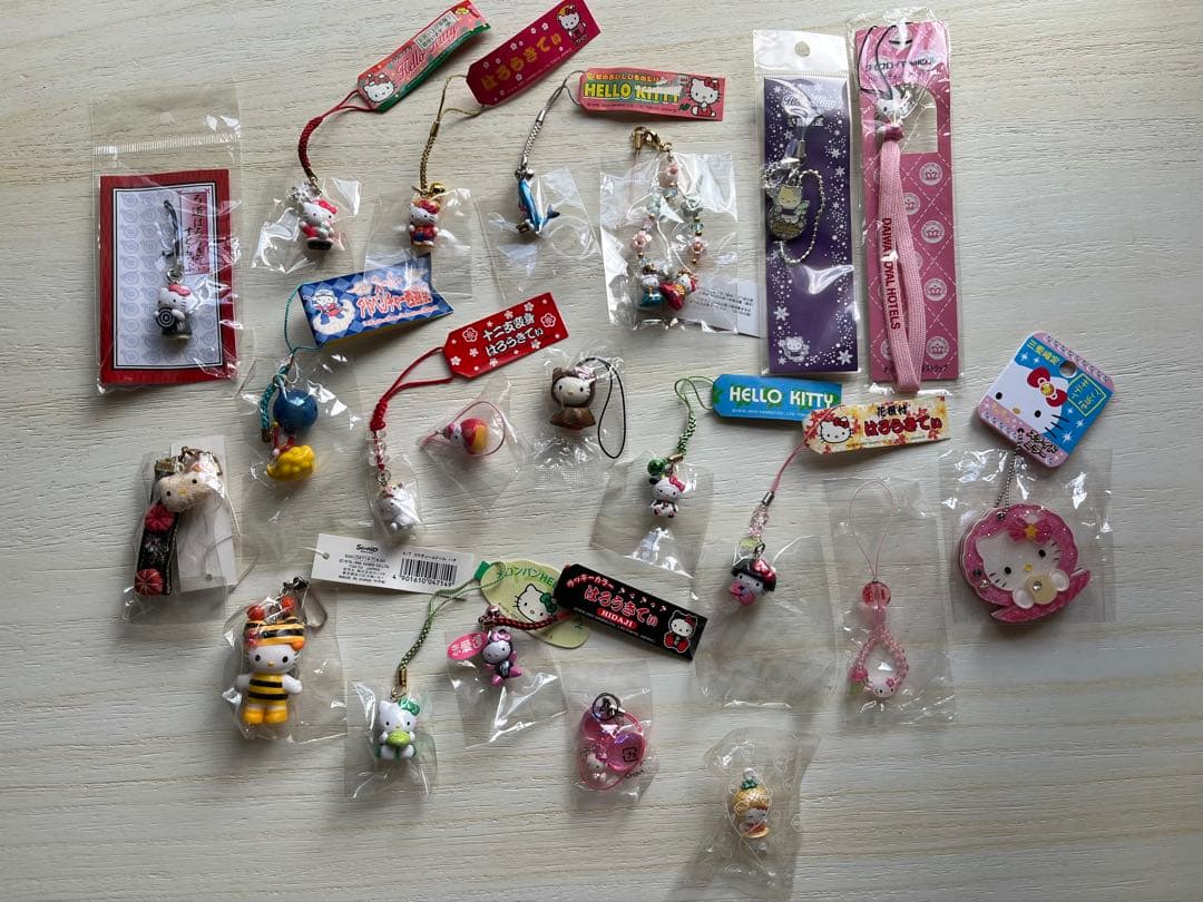 ハローキティ ストラップセット　約165個