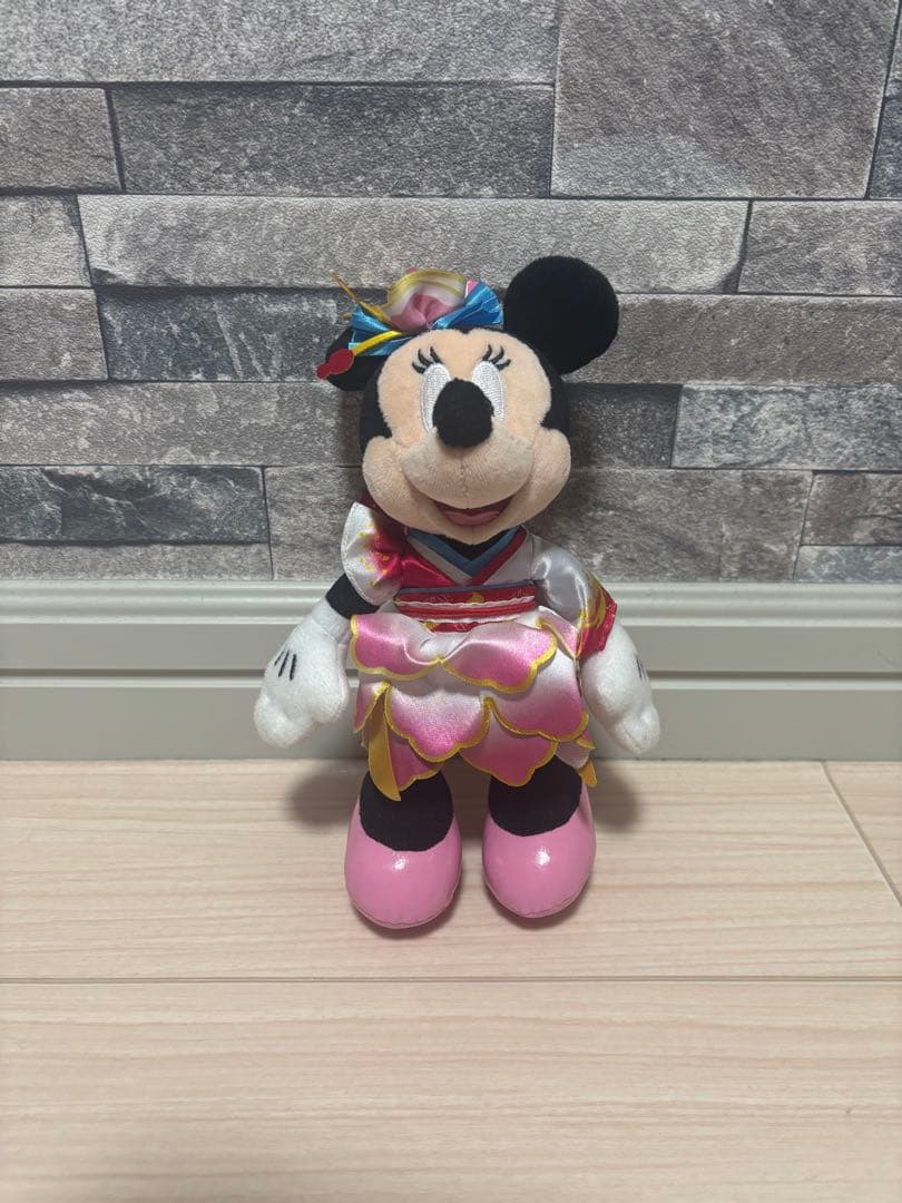 トータリーミニーマウス ぬいぐるみバッジ＆カプセルトイセット