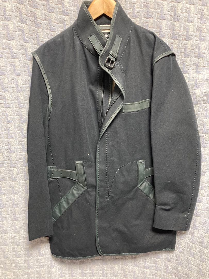 p*様 イッセイミヤケ 名作　ポストマンジャケット