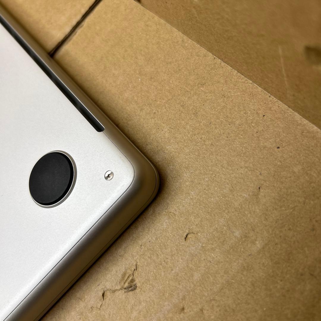 Apple MacBook Pro M1 2021 14インチ　16GB