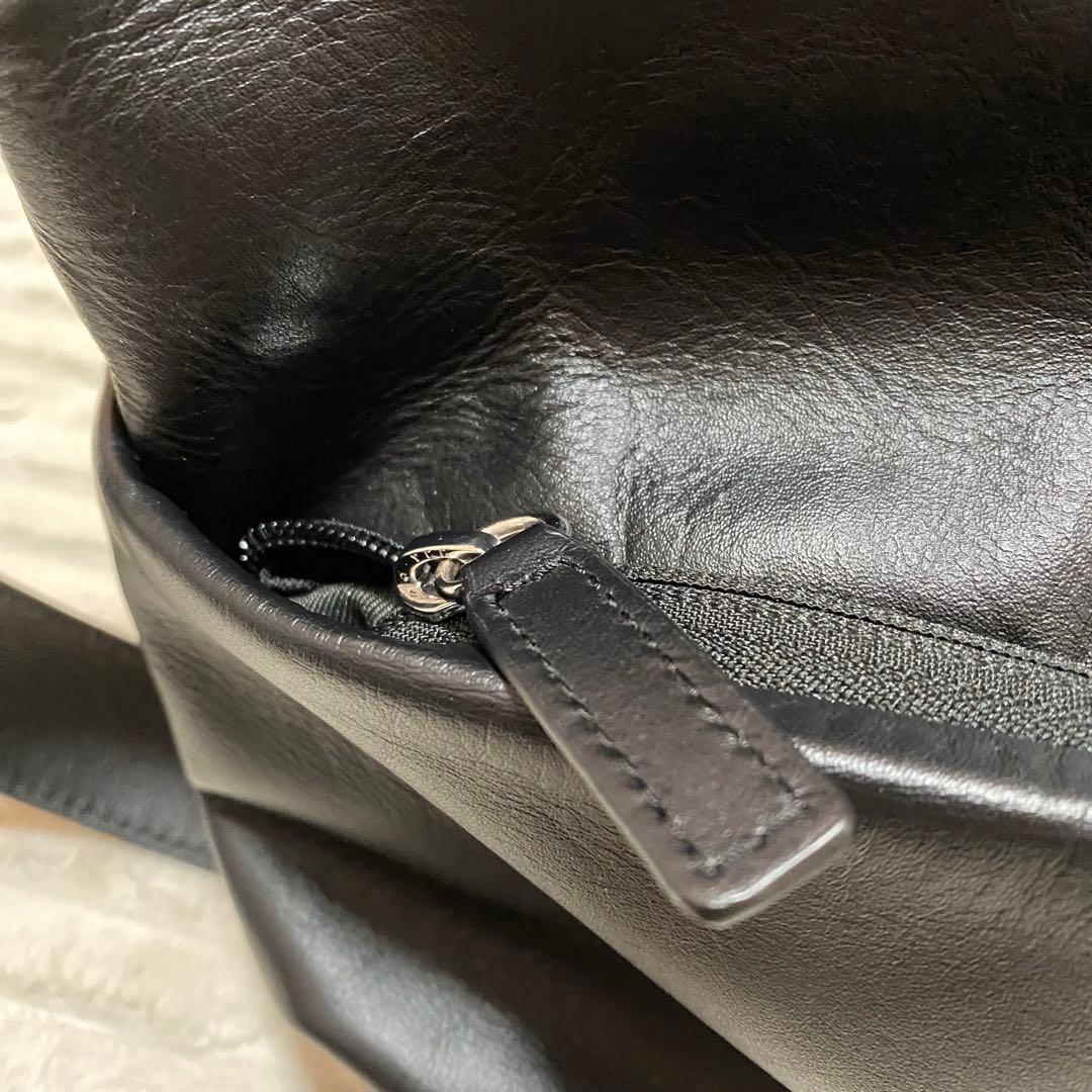 ear papillonner 2WAYレザーショルダーバッグ イアパピヨネ