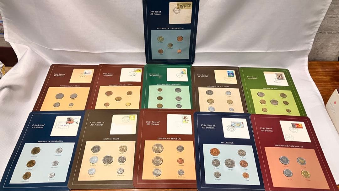 フランクリンミント社 世界の国々の 記念通貨 Ⅰ Ⅲ バラ