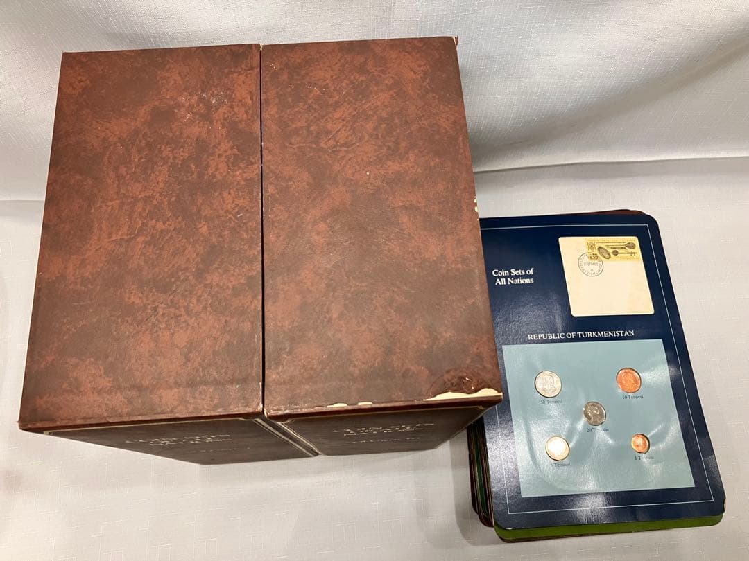 フランクリンミント社 世界の国々の 記念通貨 Ⅰ Ⅲ バラ