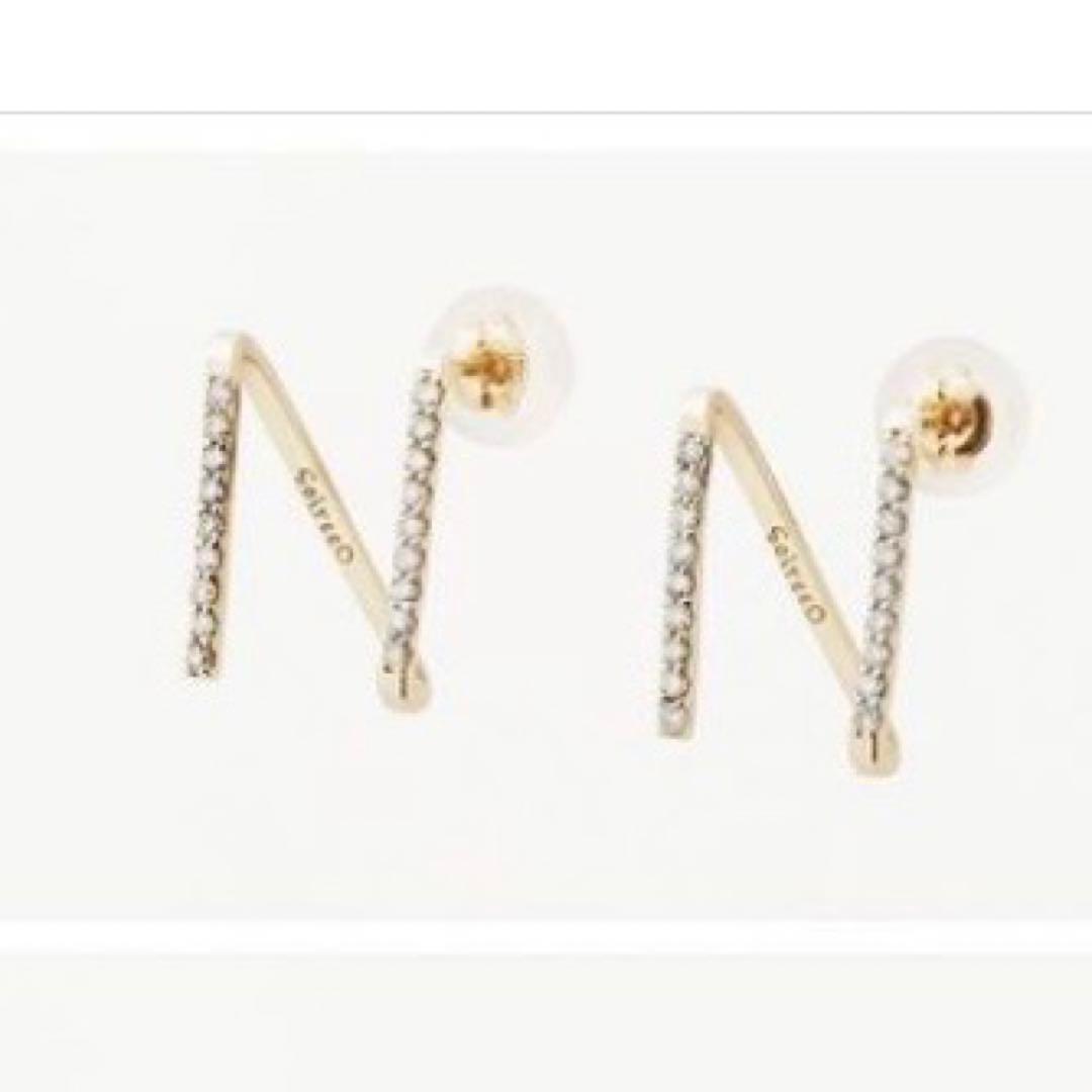 Nissy ソワレオー　10K Nピアス ダイヤ