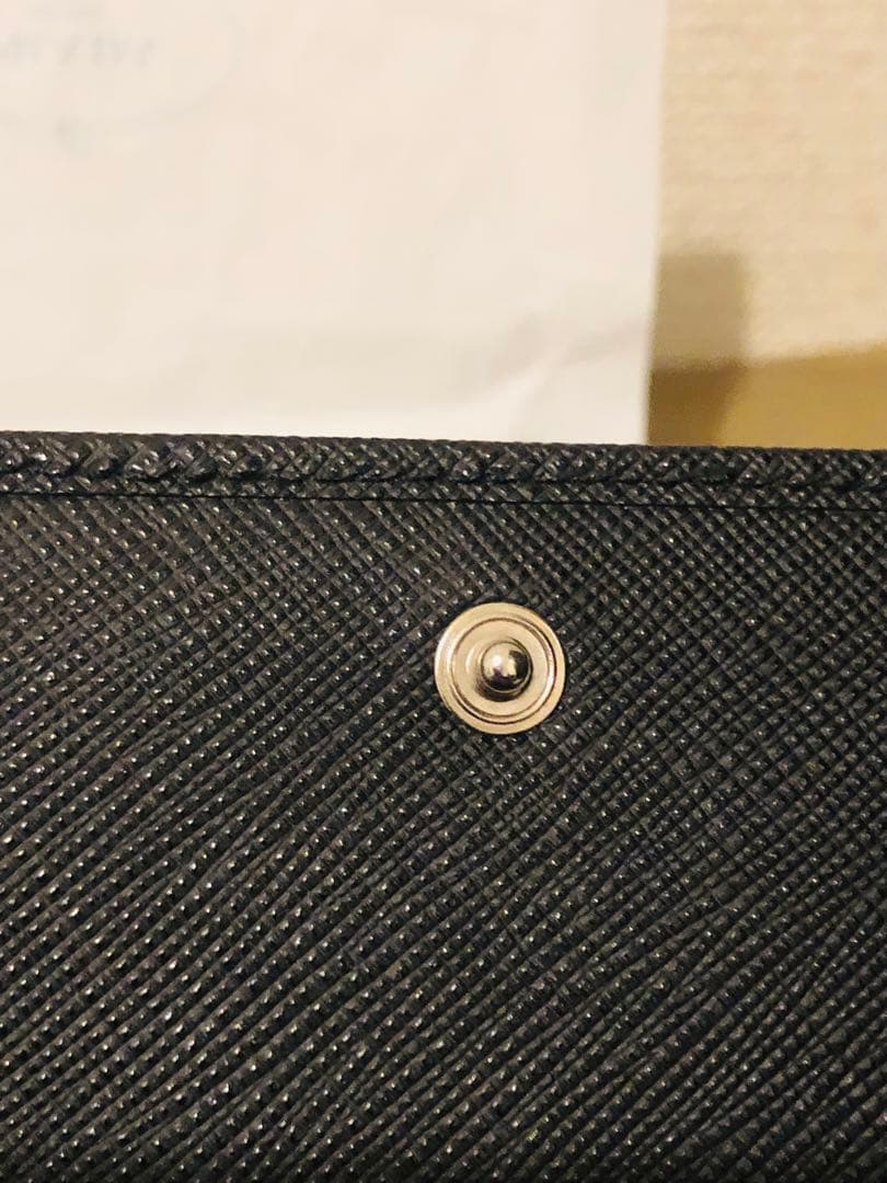 PRADA プラダ サフィアーノ 二つ折り財布 1MV021 ブラック