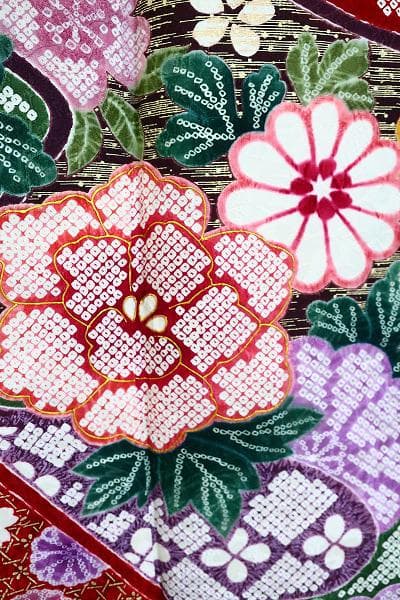 ★専用★美品 本振袖 総絞り 赤 墨黒 牡丹 菊 金彩加工 身丈162cm 正絹