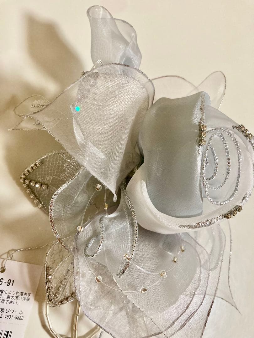 東京ソワール　PETITSOIR コサージュ ブローチ　　シルバー　新品未使用