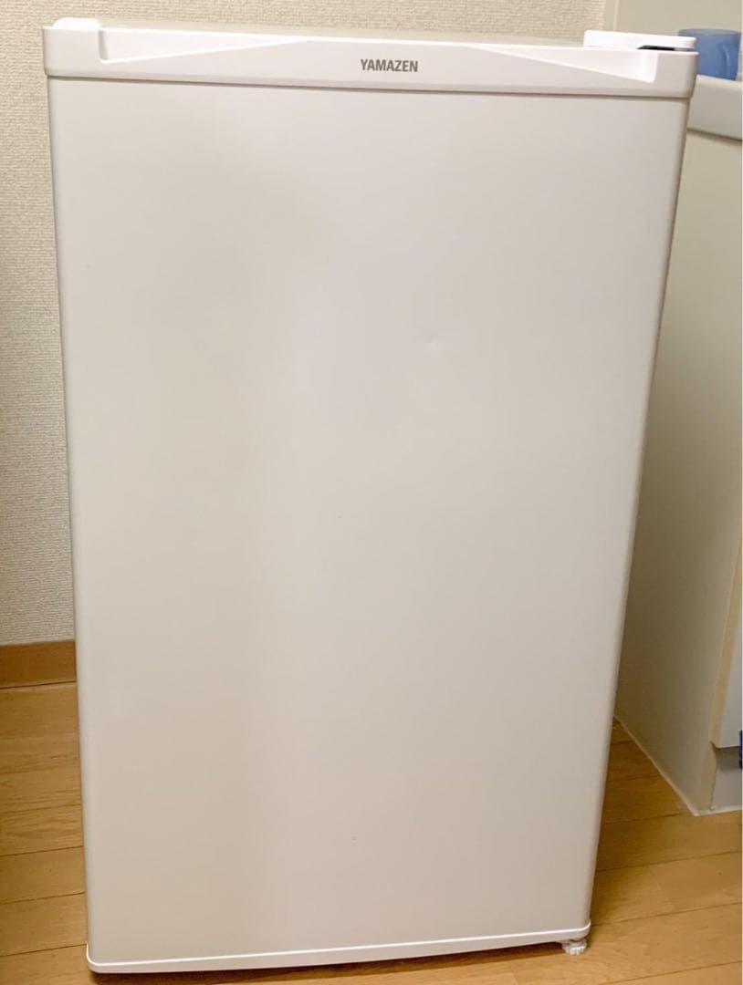山善　冷蔵庫 92L 右開き YFR-90(W) 1ドア 小型 製氷スペース付き