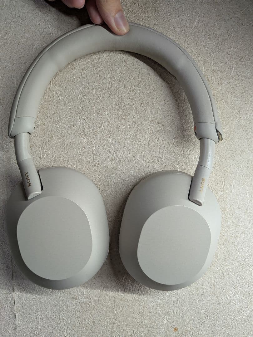 Sony ヘッドホン WH-1000XM5 ジャンク品(右側聞こえません)