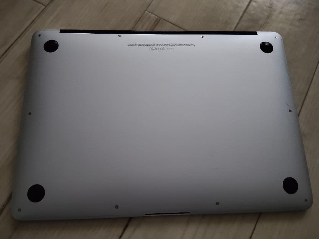 中古 MacBook Air 13 インチ