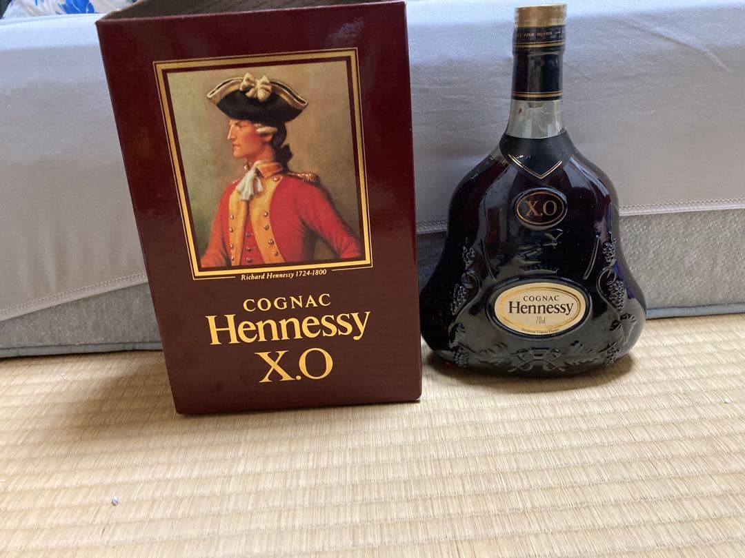 Hennessy X.O コニャック 箱入り