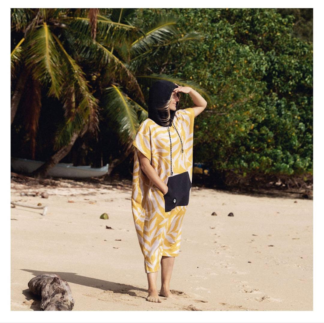 完売品 新品未使用 nomadix ポンチョ バスタオル