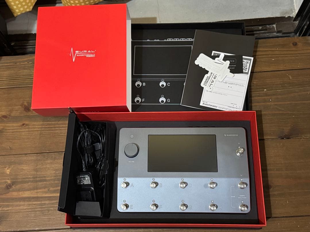 三角さま専用。Neural DSP Quad Cortex+boss EV-30