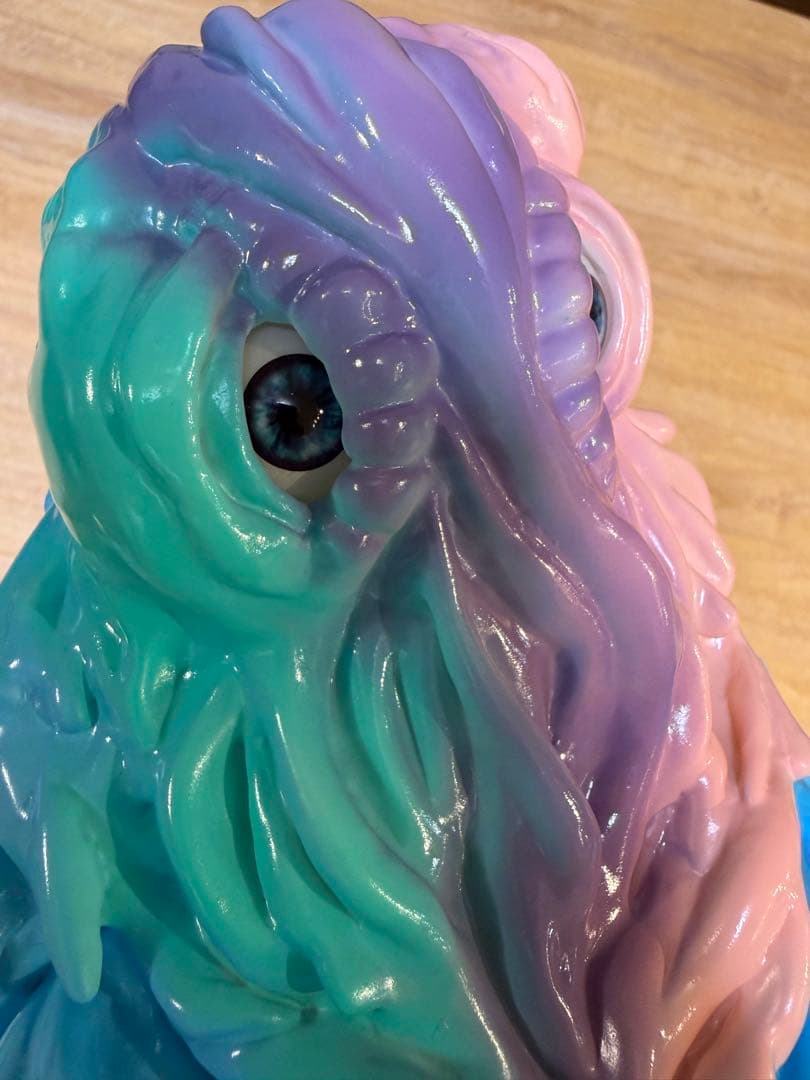 ヘドラ 成長期 フィギュア AMC 陶磁器カラー 限定100体