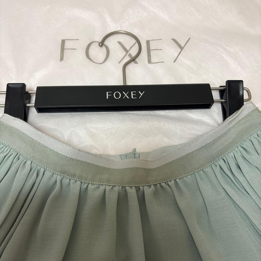 ♡FOXEYギャザーフレアミントスカート♡ 38サイズ　新品