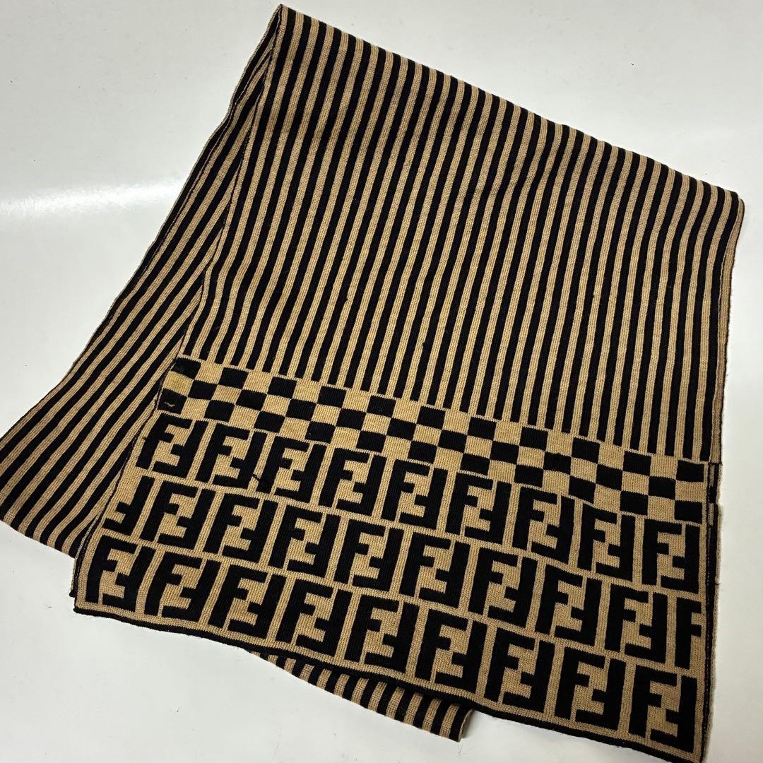 【FENDI】ズッカデザイン ウール素材 ストール マフラー