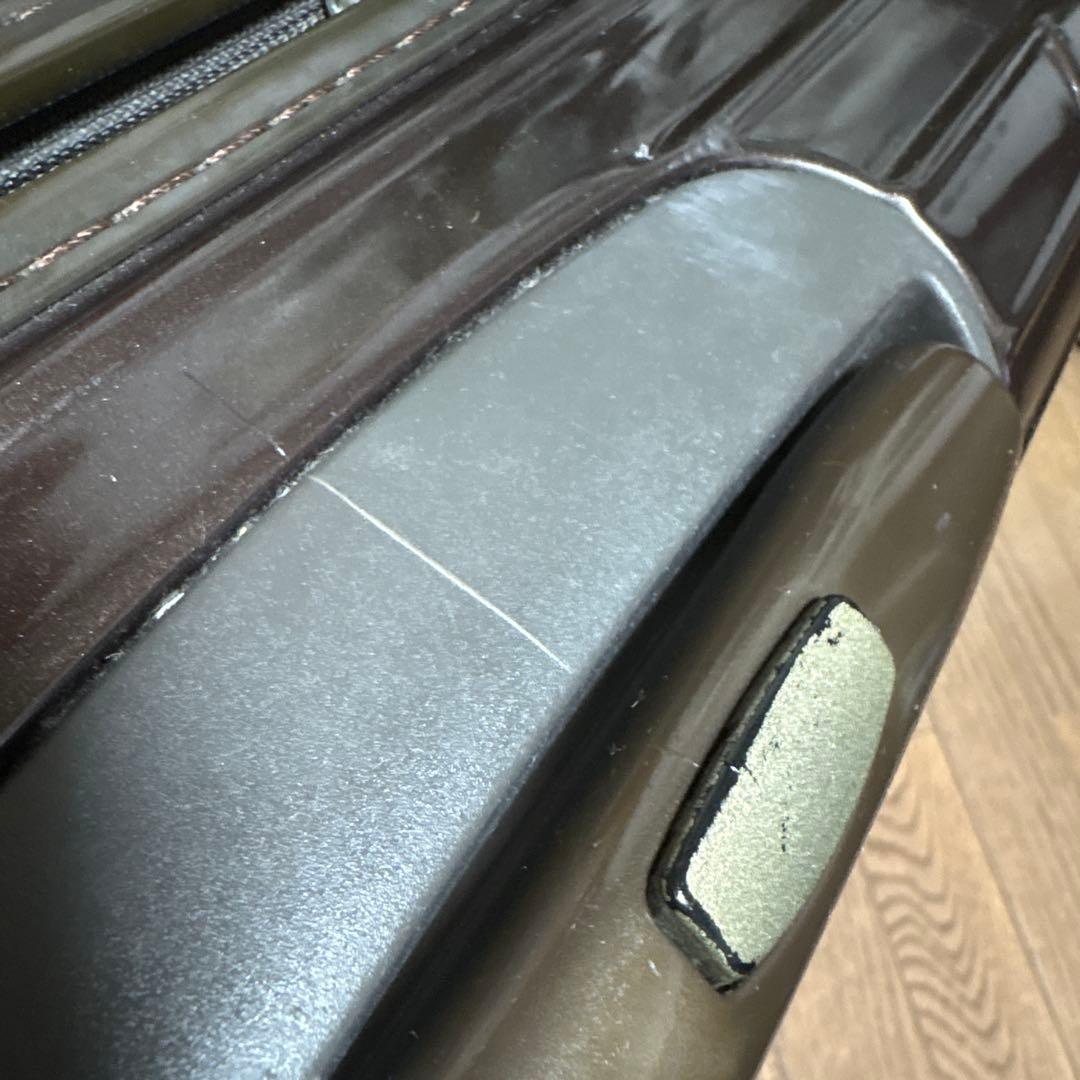 リモワ サルサデラックス4輪 23L 機内持込可　ビジネストローリー　上品な茶色