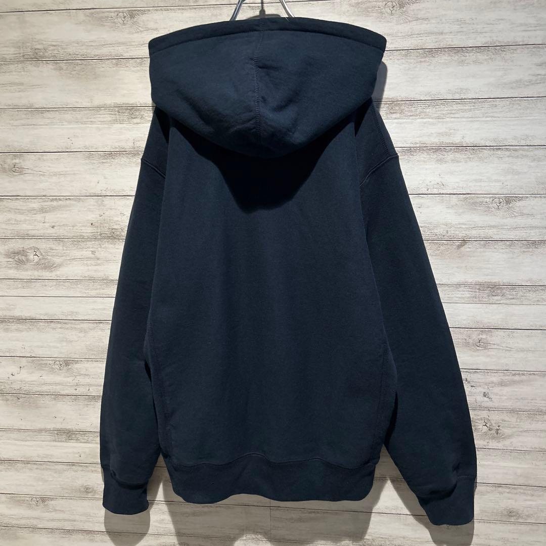 【即完売モデル】シュプリーム☆センタースモール刺繍ロゴ　人気デザイン　パーカー