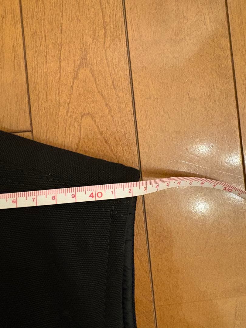 カーハート　ダックベストL 2025年12月購入試着後洗濯試着のみ　黒　美品