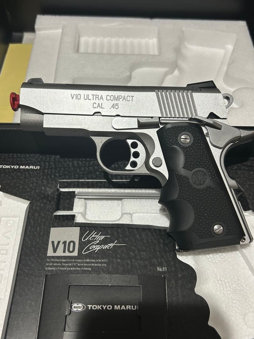 東京マルイ V10 Ultra Compact CAL .45